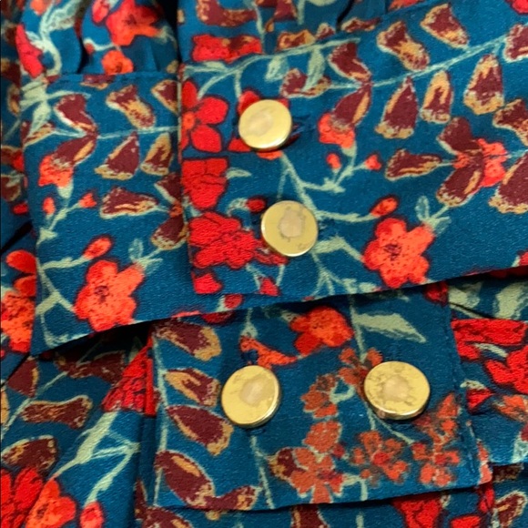 Ava & Viv Floral Blouse - Picture 4 of 10